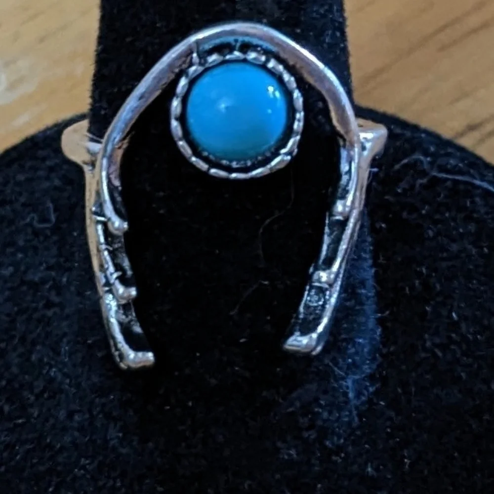 New Exaggerated Turquoise Ring Vintage Style size 6, T1B7E